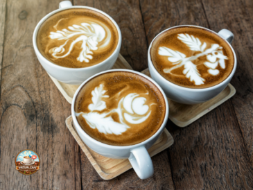 Tecniche di decorazione nel caffè: cappuccino, latte art e schiuma
